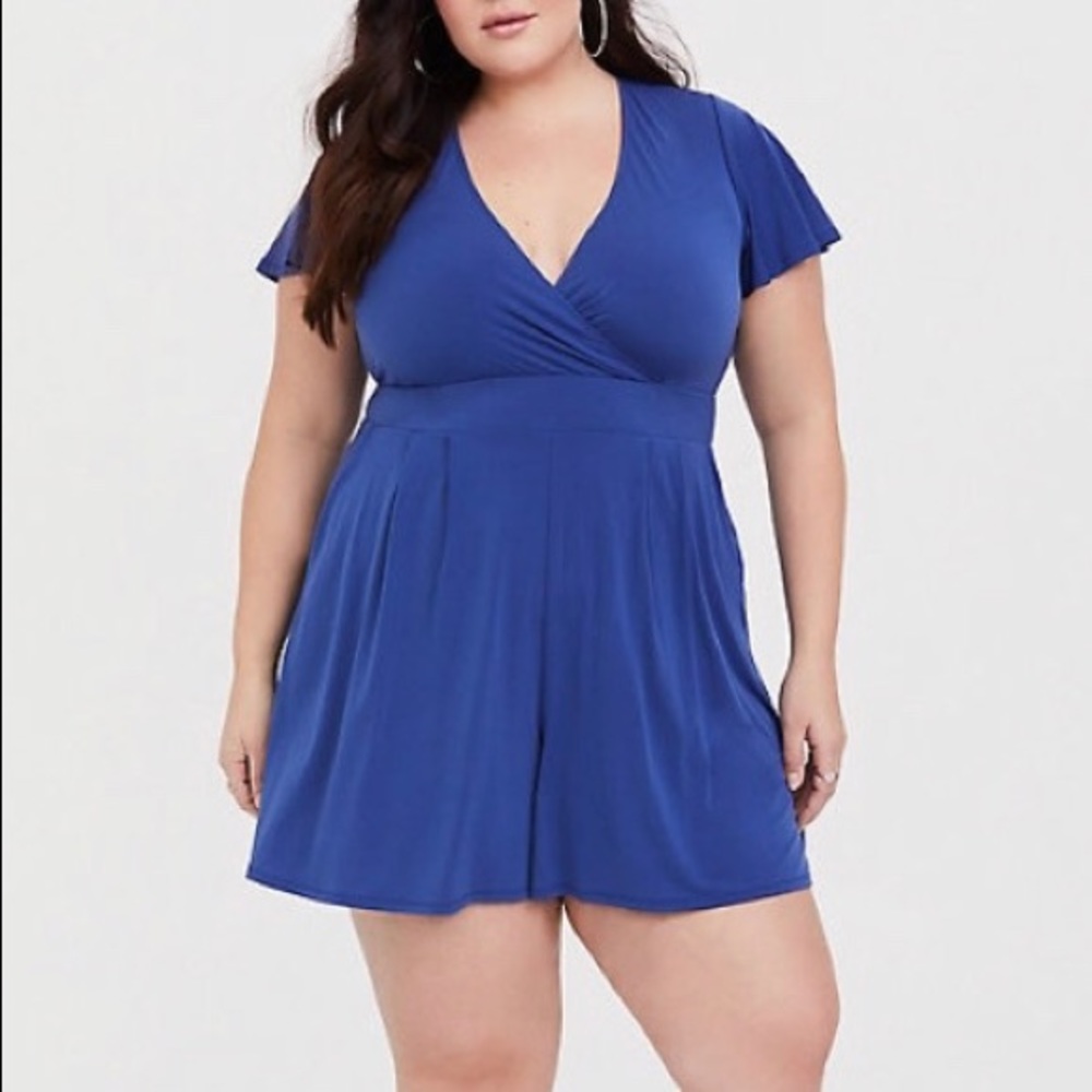 Torrid size 2 studio knit romper in BLACK